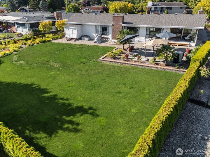 Property Photo: 13835 SE 241st Street WA 98042
