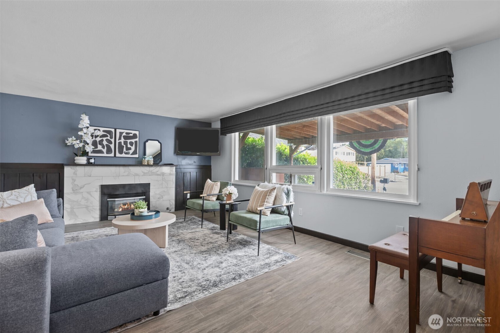 Property Photo:  1650 S 244th Place  WA 98198 