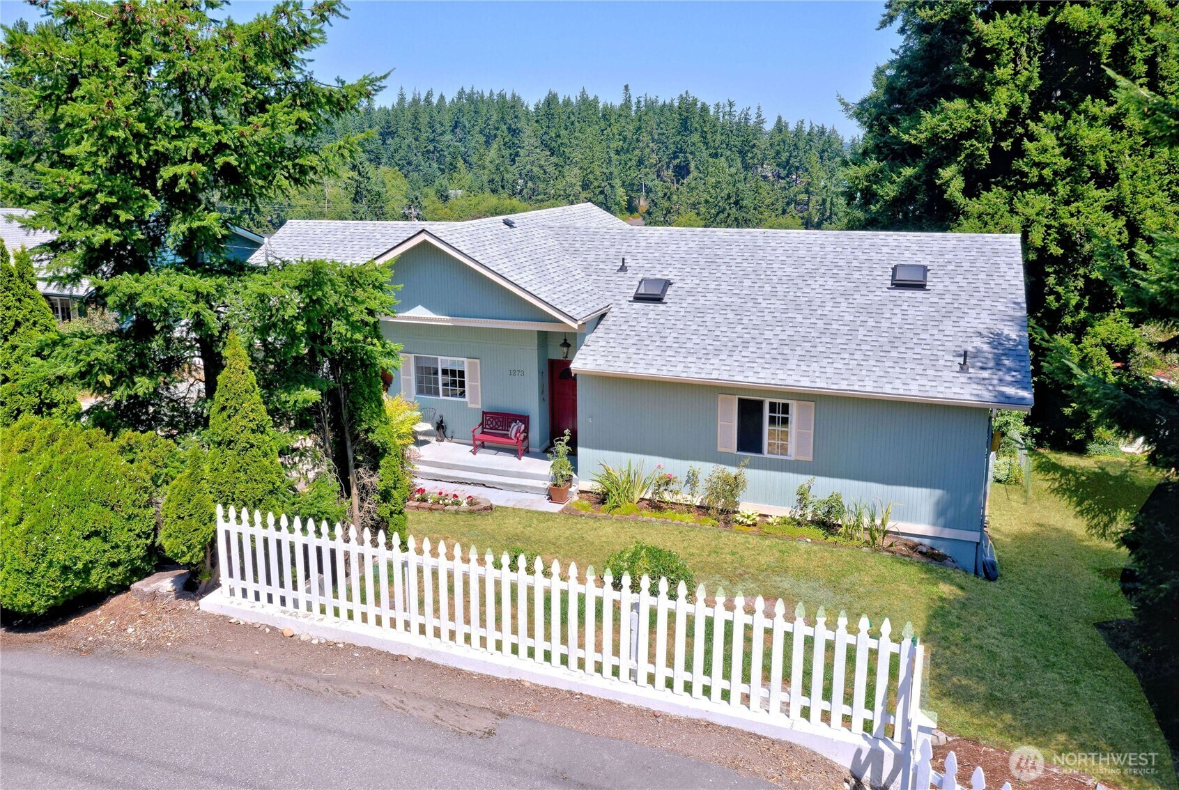Property Photo: 1273 SE Camano Drive WA 98282