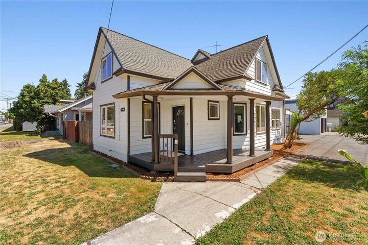 Property Photo: 422 W Main Avenue WA 98371