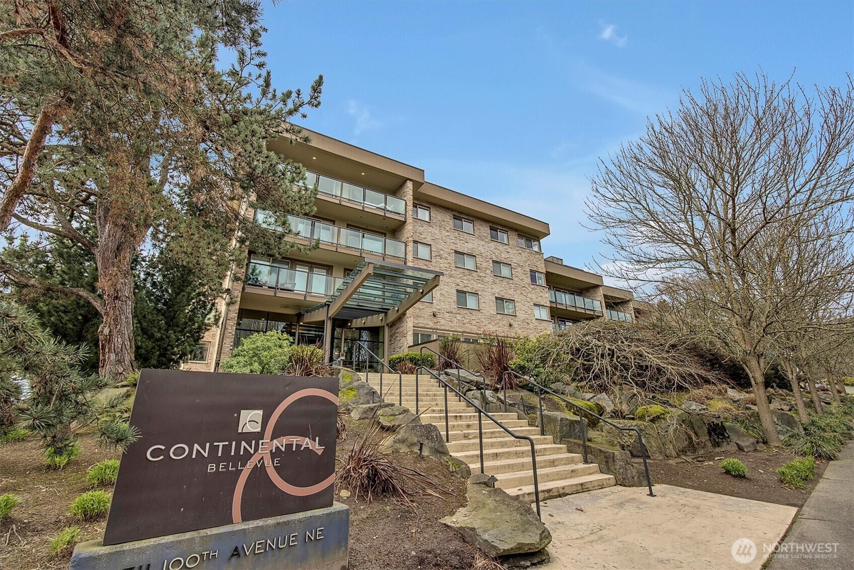 Property Photo: 511 100th Avenue NE 403 WA 98004