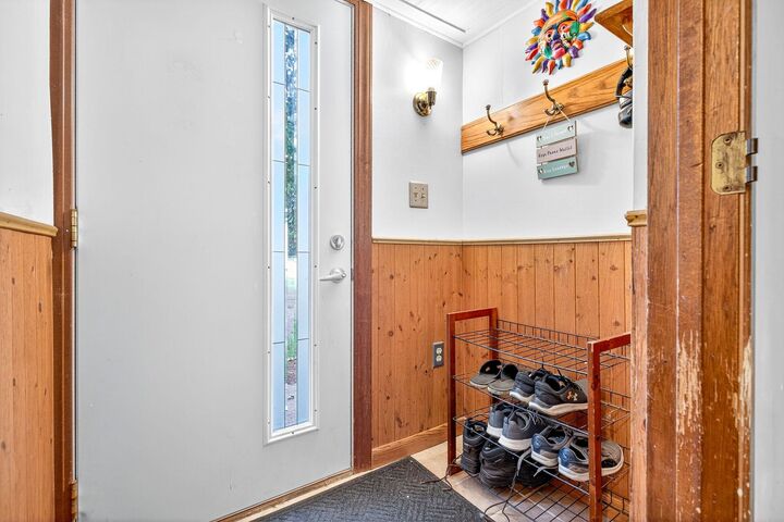 Property Photo: 1328 W 9th Avenue WI 54902-6208