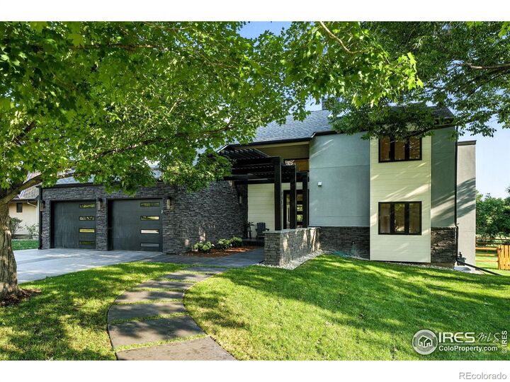 Property Photo: 7312 Island Circle CO 80301