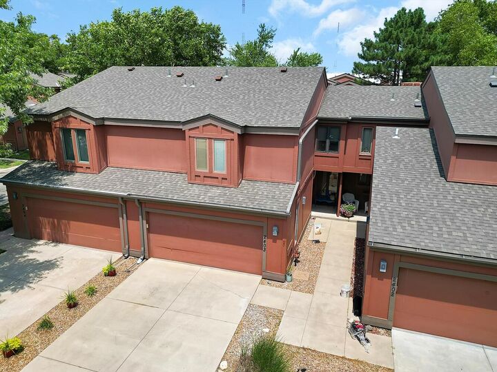 Property Photo: 1441 N Rock Rd #2403 KS 67206-1248