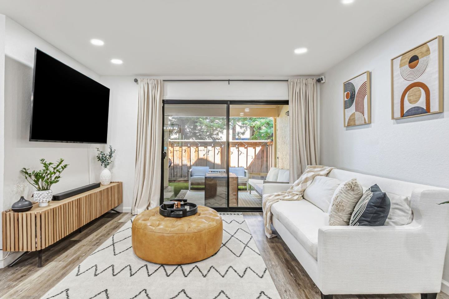 Property Photo: 3328 Kimber Court 21 CA 95124