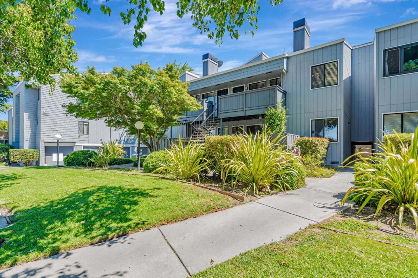 Property Photo:  4020 Williams Road 8  CA 95117 