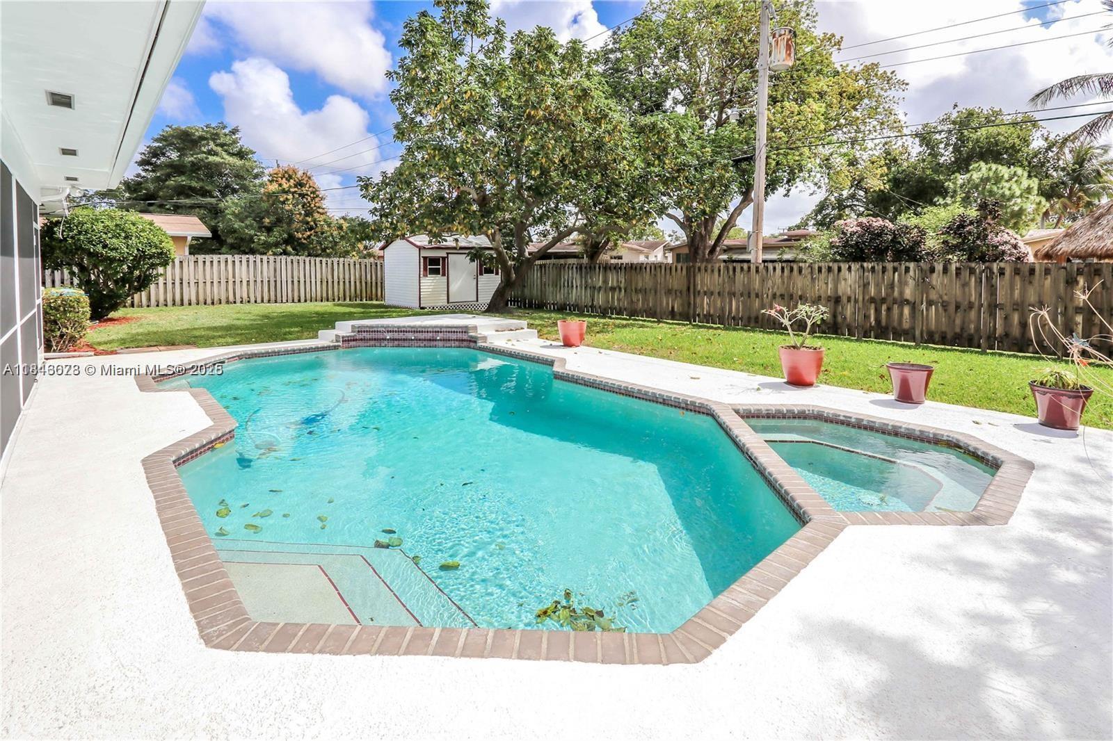 4816 Polk St  Hollywood FL 33021 photo