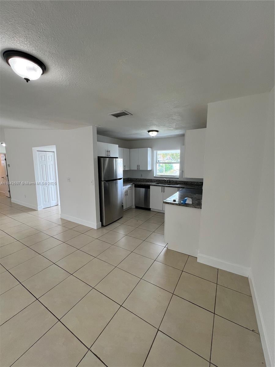 Property Photo: 25811 SW 132nd Ave FL 33032