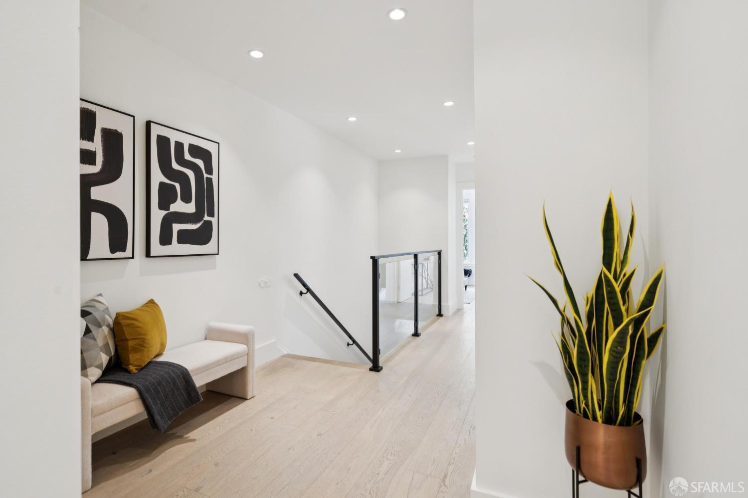 Property Photo:  527 Baker Street  CA 94117 