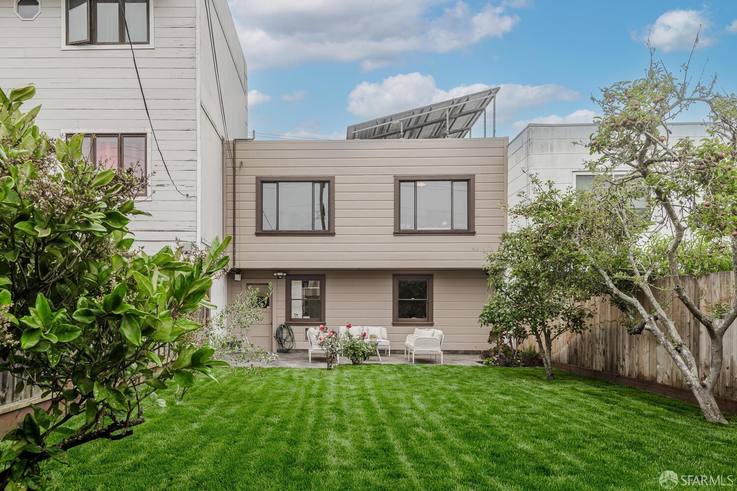 Property Photo:  2654 35th Avenue  CA 94116 