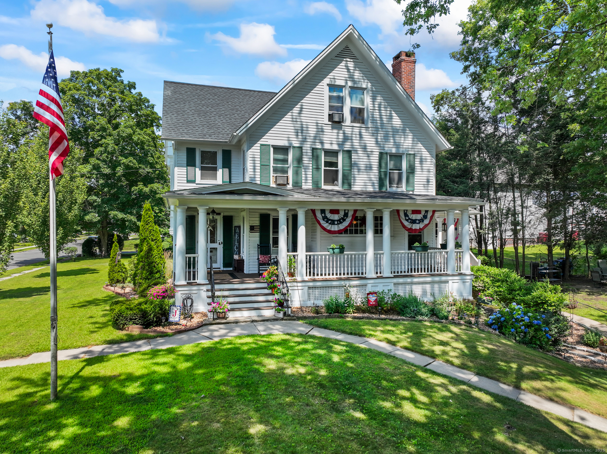 63 Radnor Avenue  Naugatuck CT 06770 photo