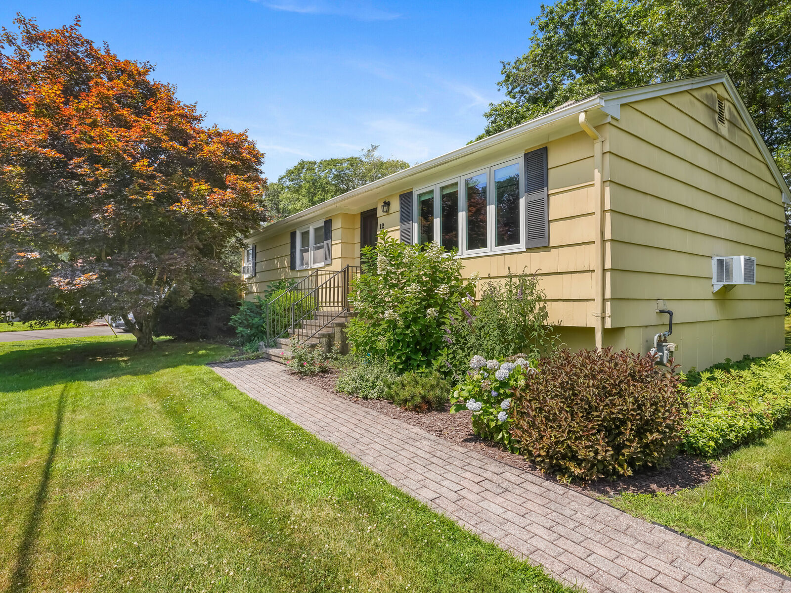 Property Photo: 12 Kindle Lane CT 06418