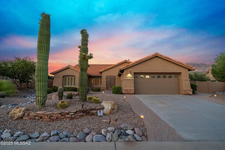 Property Photo: 37315 S Desert Sun Drive AZ 85739