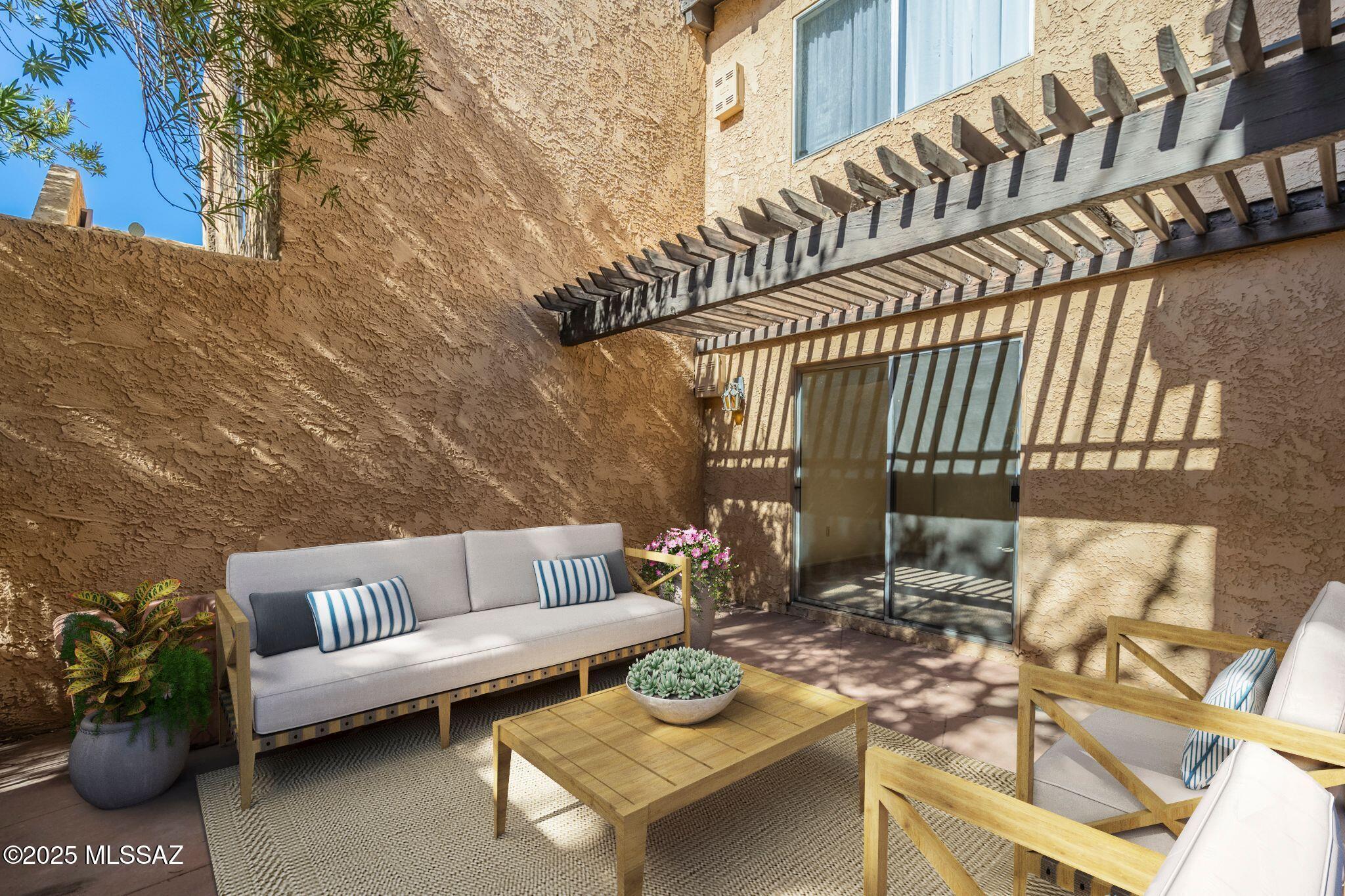 Property Photo: 526 N Dodge Boulevard AZ 85716