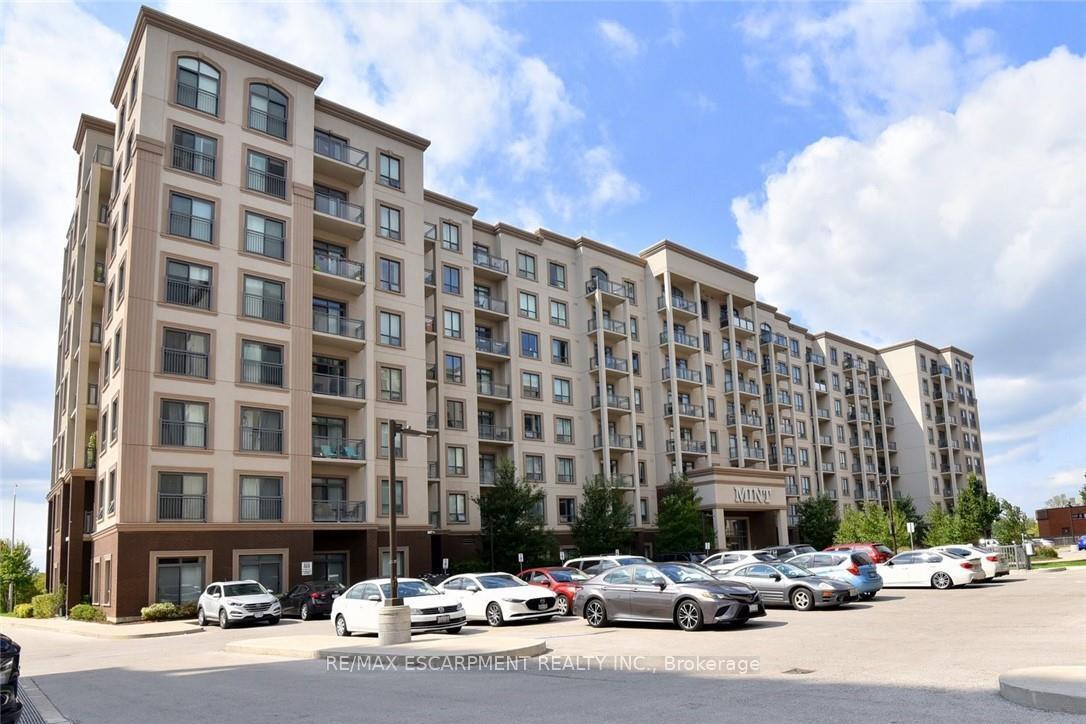 Property Photo: 2486 Old Bronte Road W 515 ON L6M 0Y4