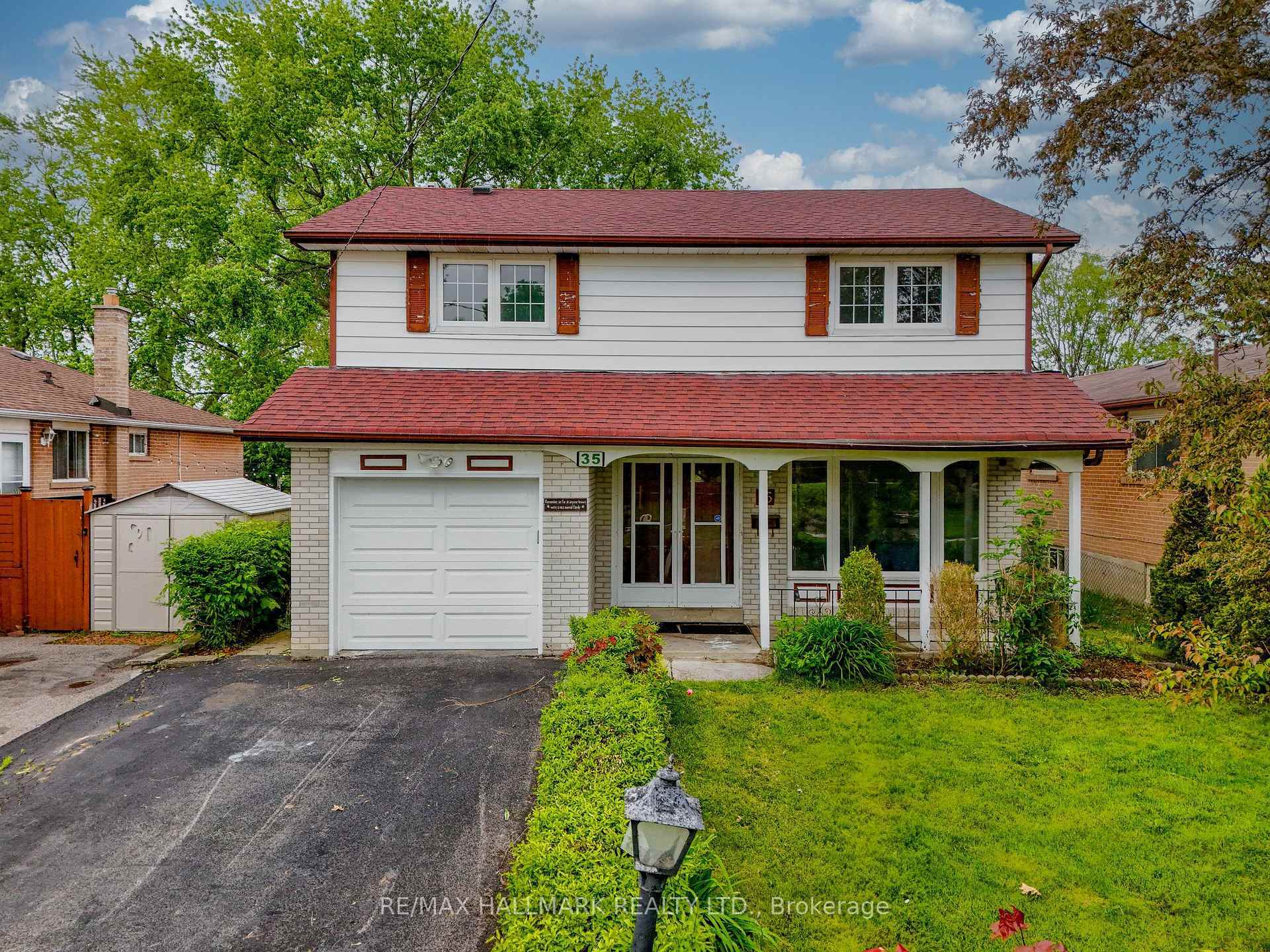 35 Rowallan Drive  Toronto ON M1E 2Y5 photo