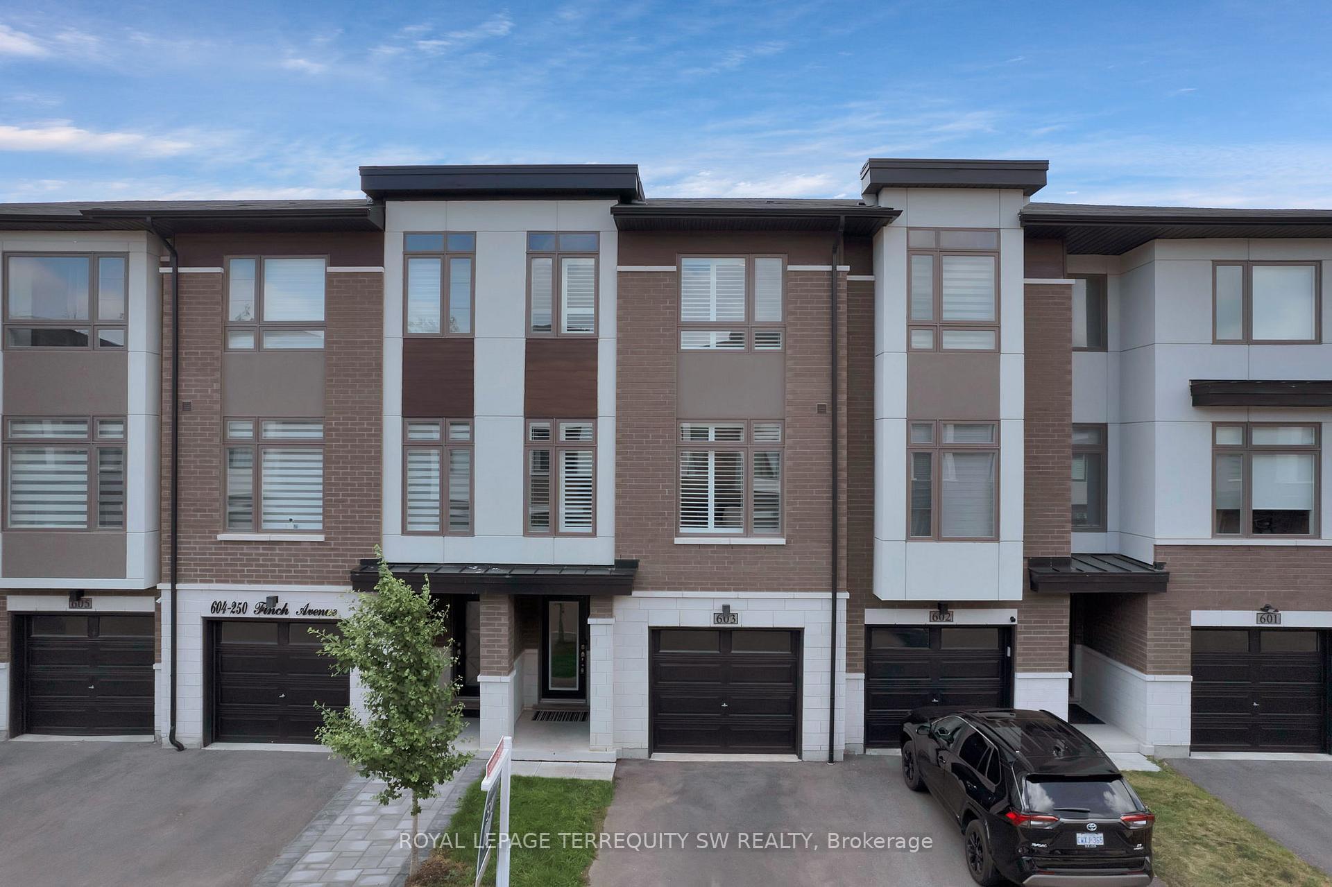 Property Photo:  250 Finch Avenue 603  ON L1V 0G6 