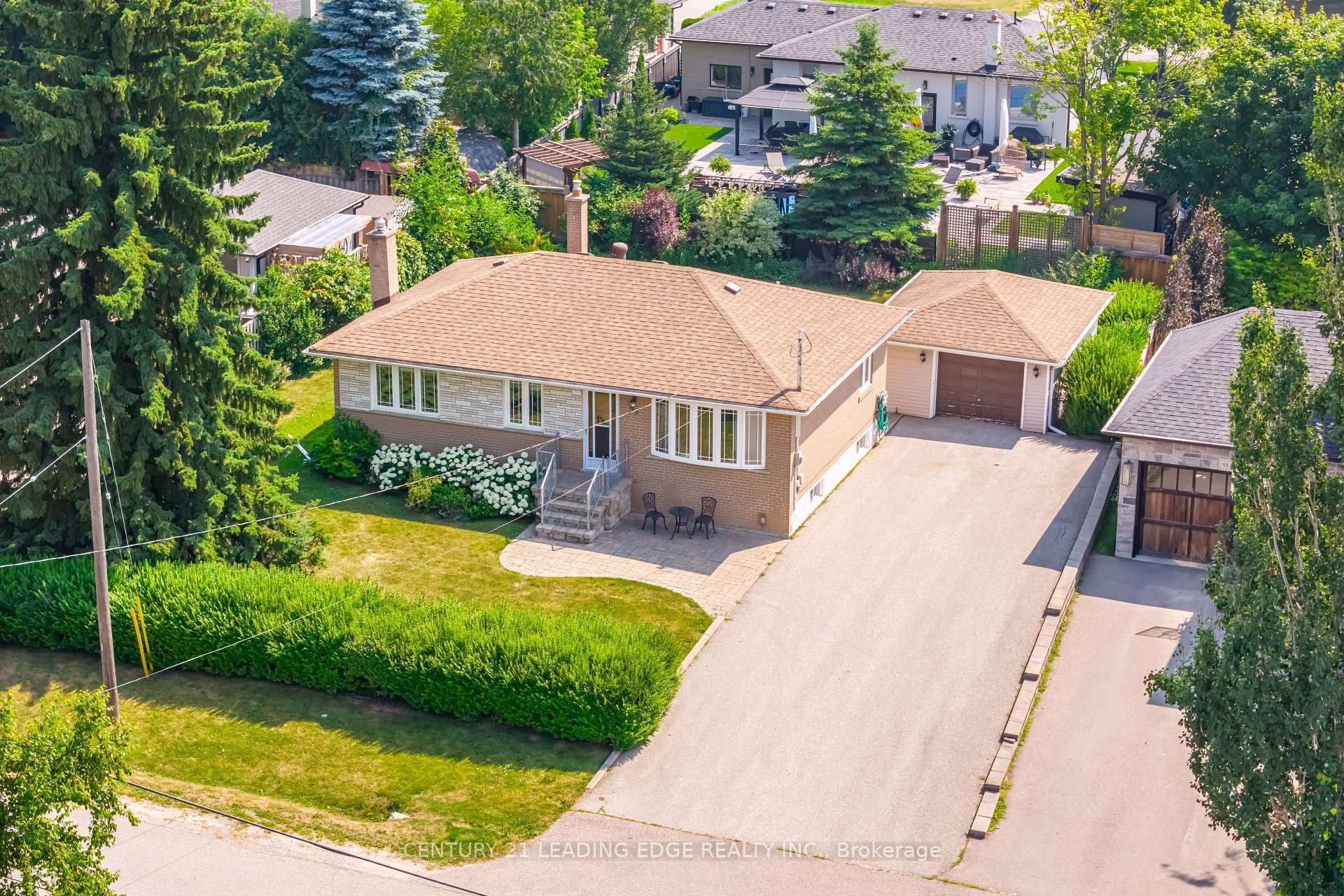 Property Photo: 59 Chinook Drive ON L0G 1N0