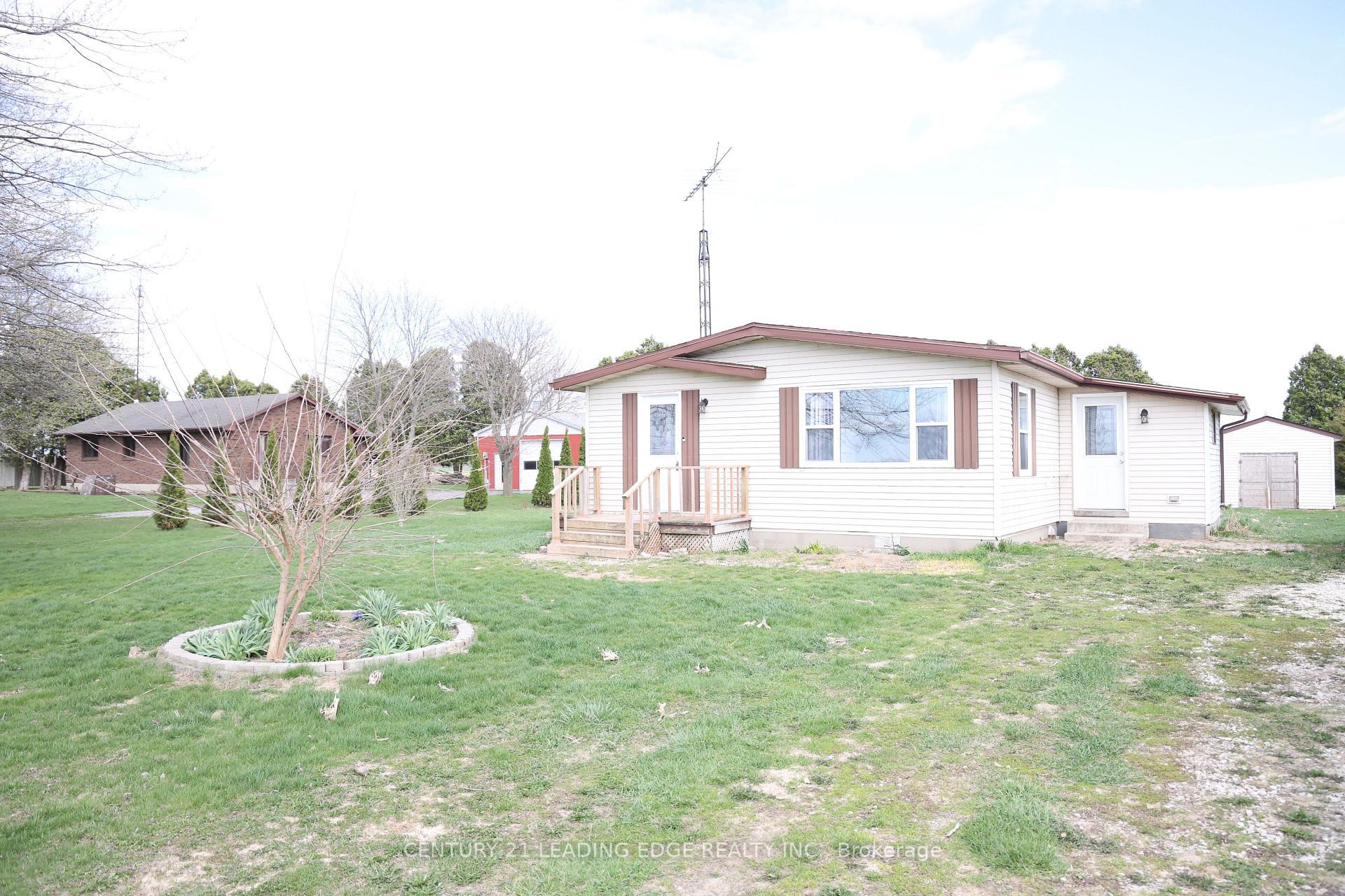 Photo de la propriété: 29133 Centre Side Road ON N0P 2M0