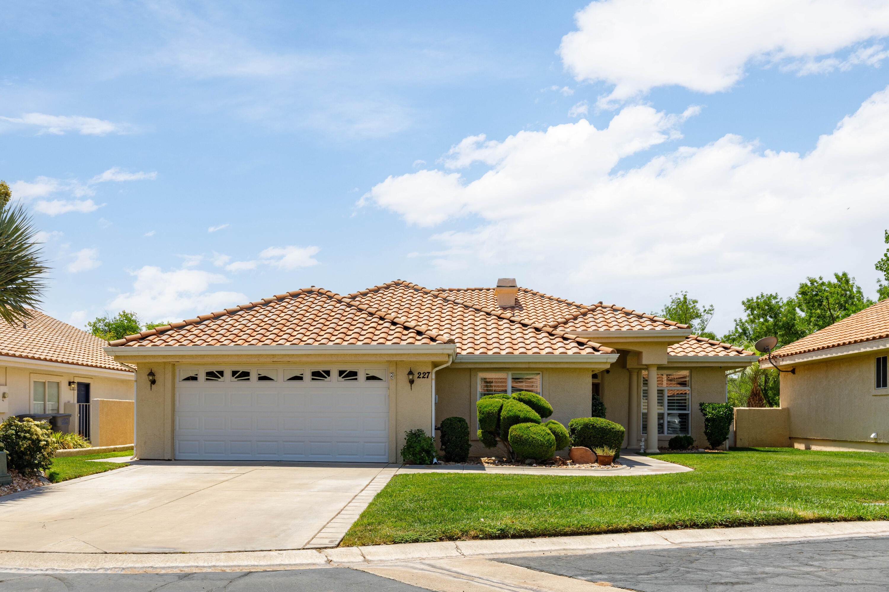 Property Photo: 1165 W Indian Hills #227 UT 84770