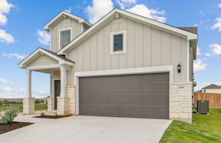 Property Photo:  108 Green Berets Bend  TX 76537 