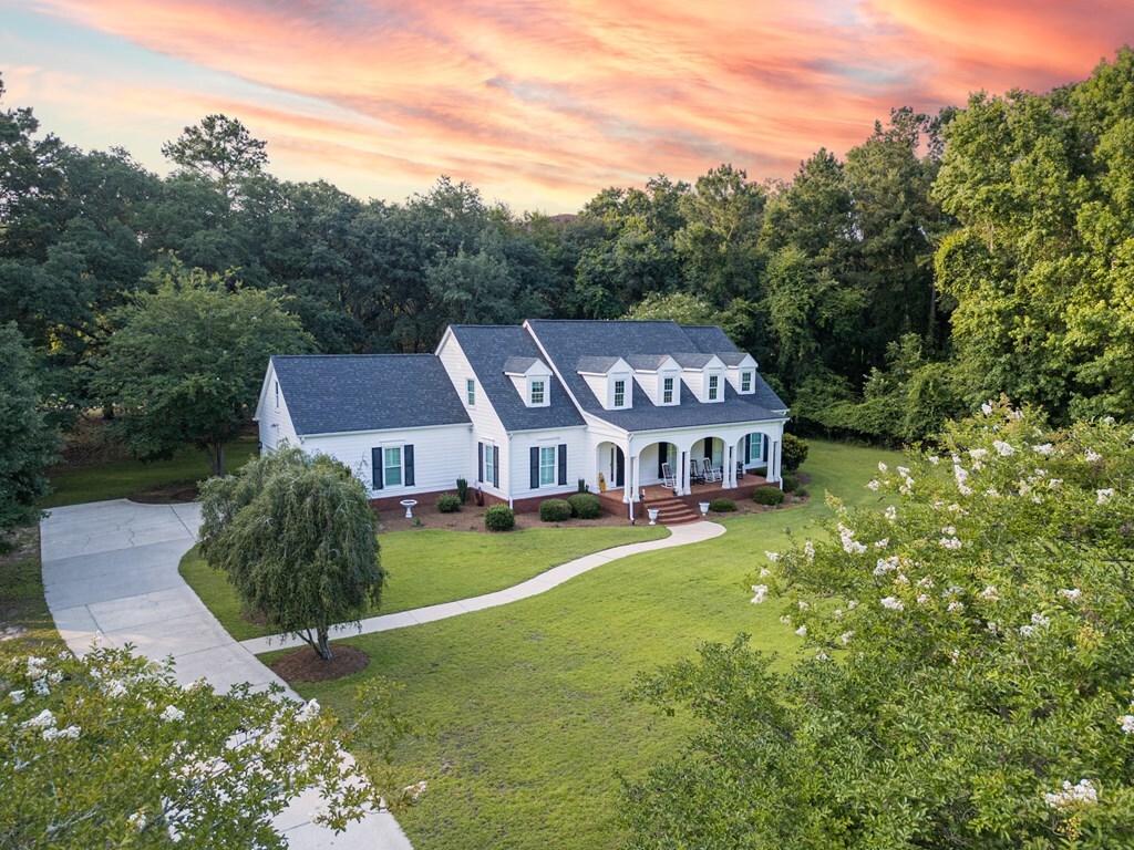 Property Photo: 1403 River Pointe Drive GA 31701
