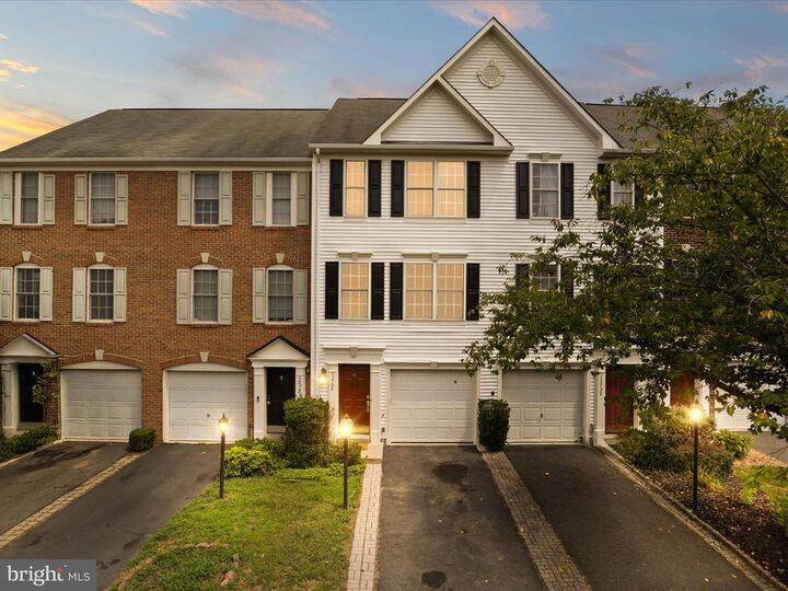 Property Photo:  13734 Denham Way  VA 20136 