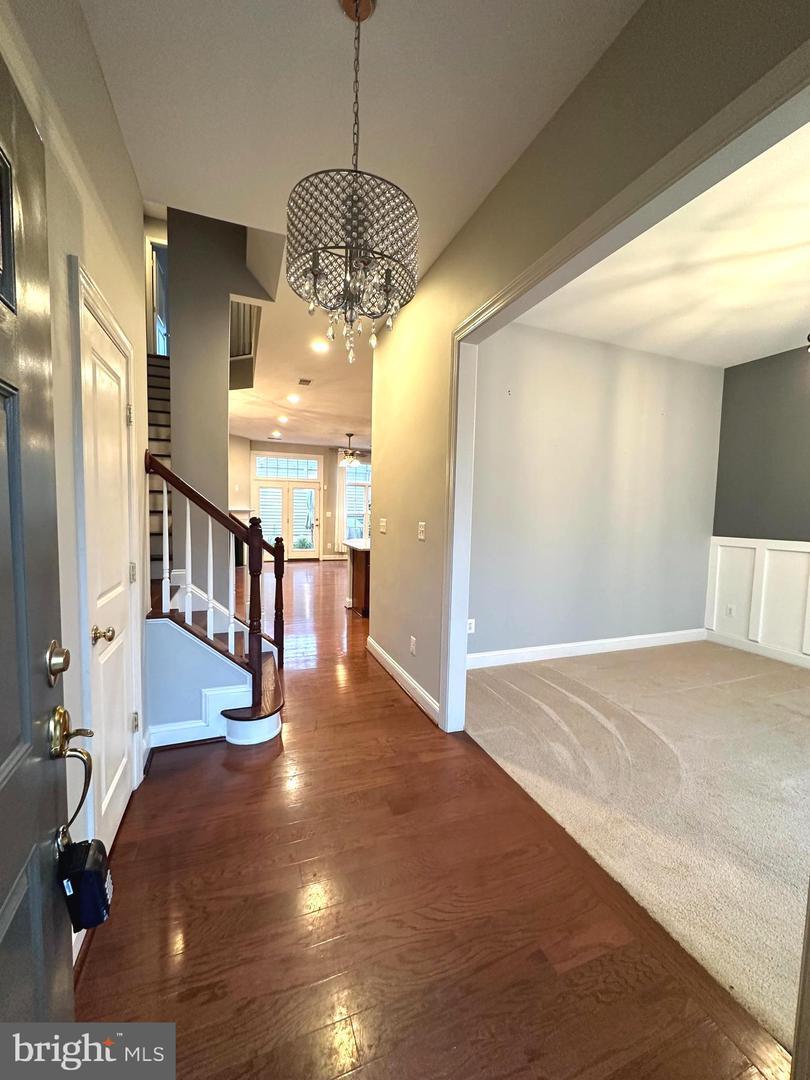 Property Photo:  9032 Ribbon Falls Loop  VA 20136 