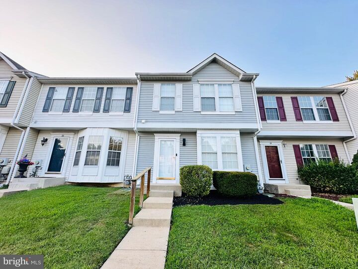 Property Photo:  17 E Shetland Court  DE 19711 
