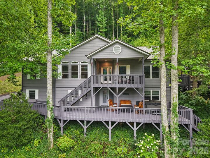 Property Photo:  7 Higel Lane  NC 28751 