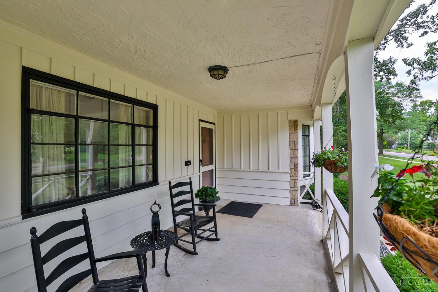 Property Photo:  926 Reily Road  OH 45215 
