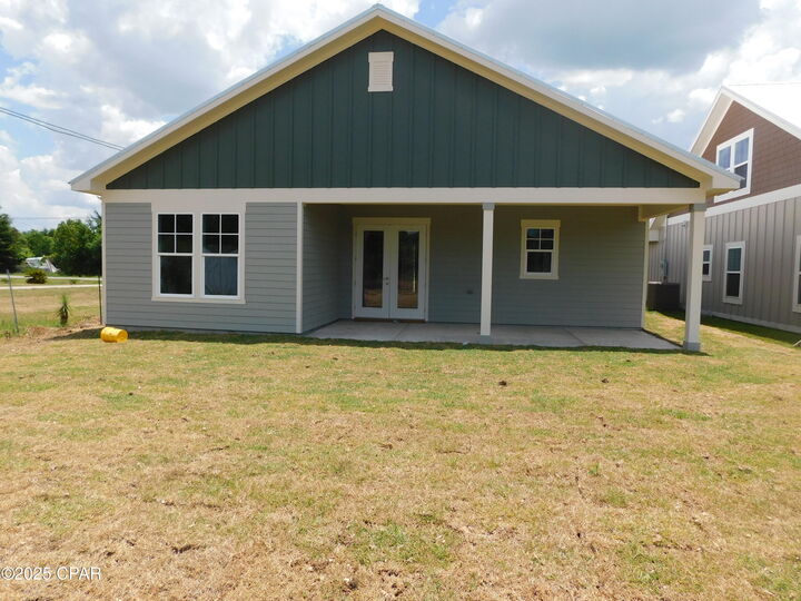 Property Photo: 2445 Mercedes Avenue FL 32405