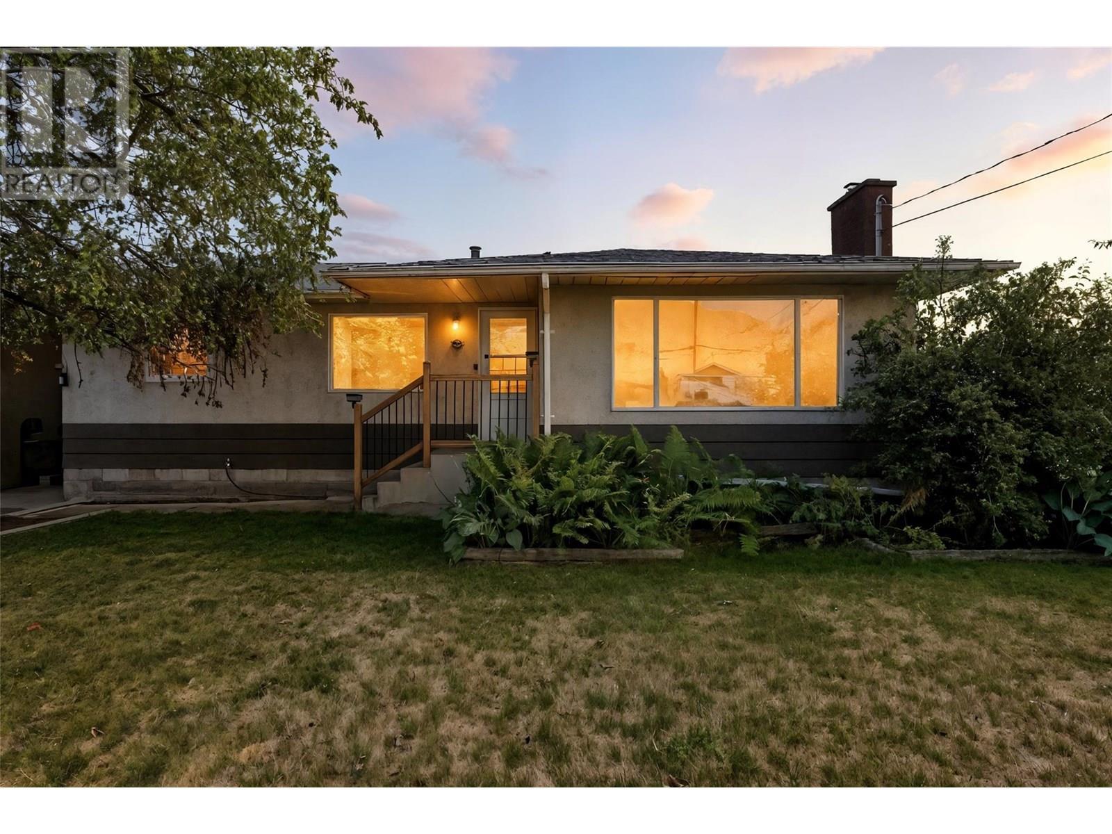 2155 Ponderosa Avenue  Kamloops BC V2B 4V8 photo