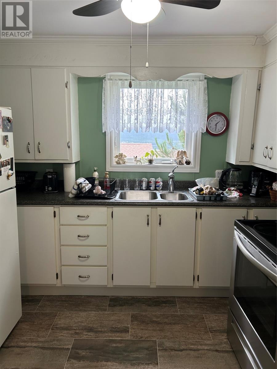 Property Photo: 17 Dingwells Lane NL A2H 2H8