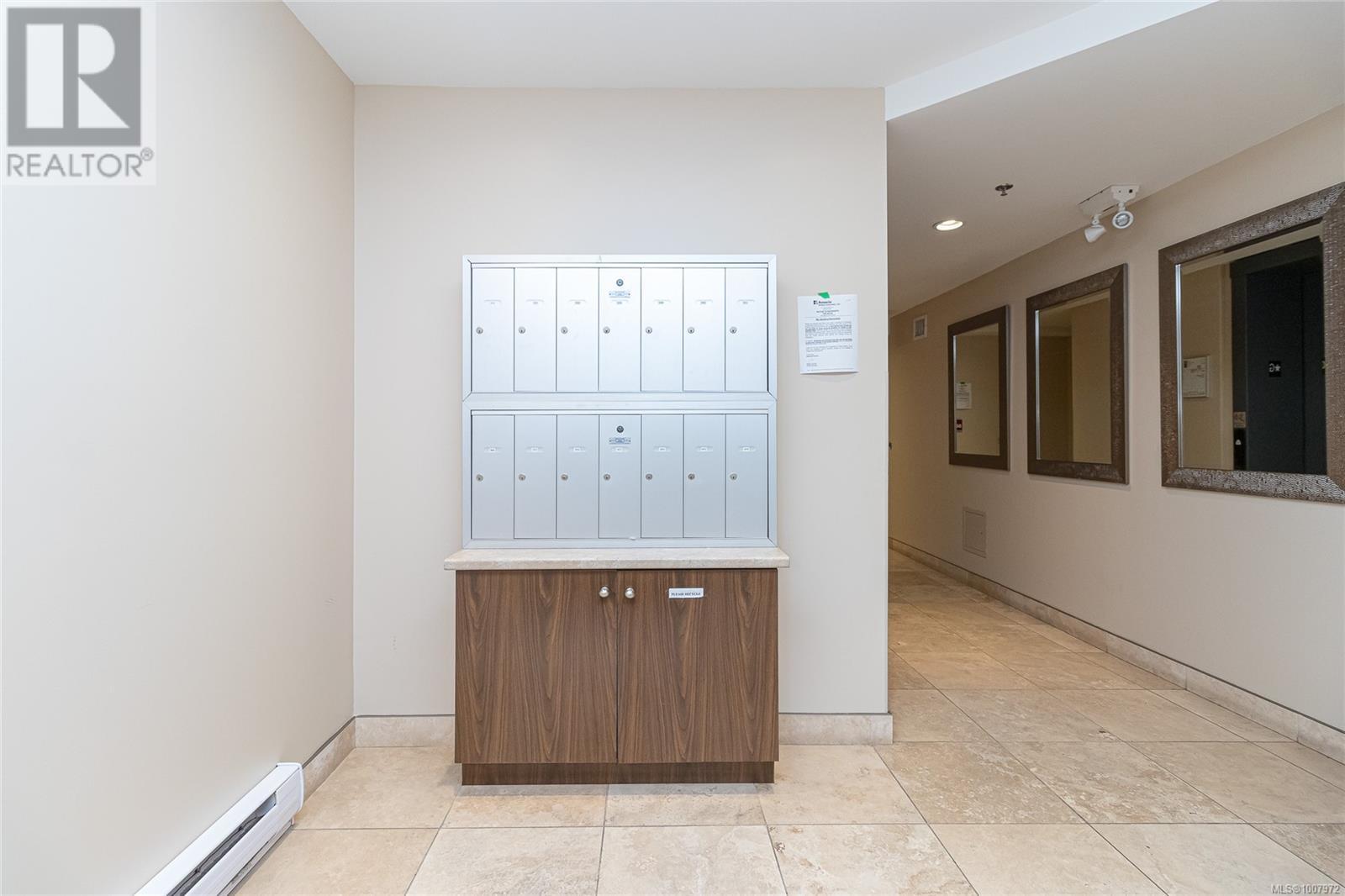 Property Photo:  1615 Bay Street 303  BC V8R 2B7 