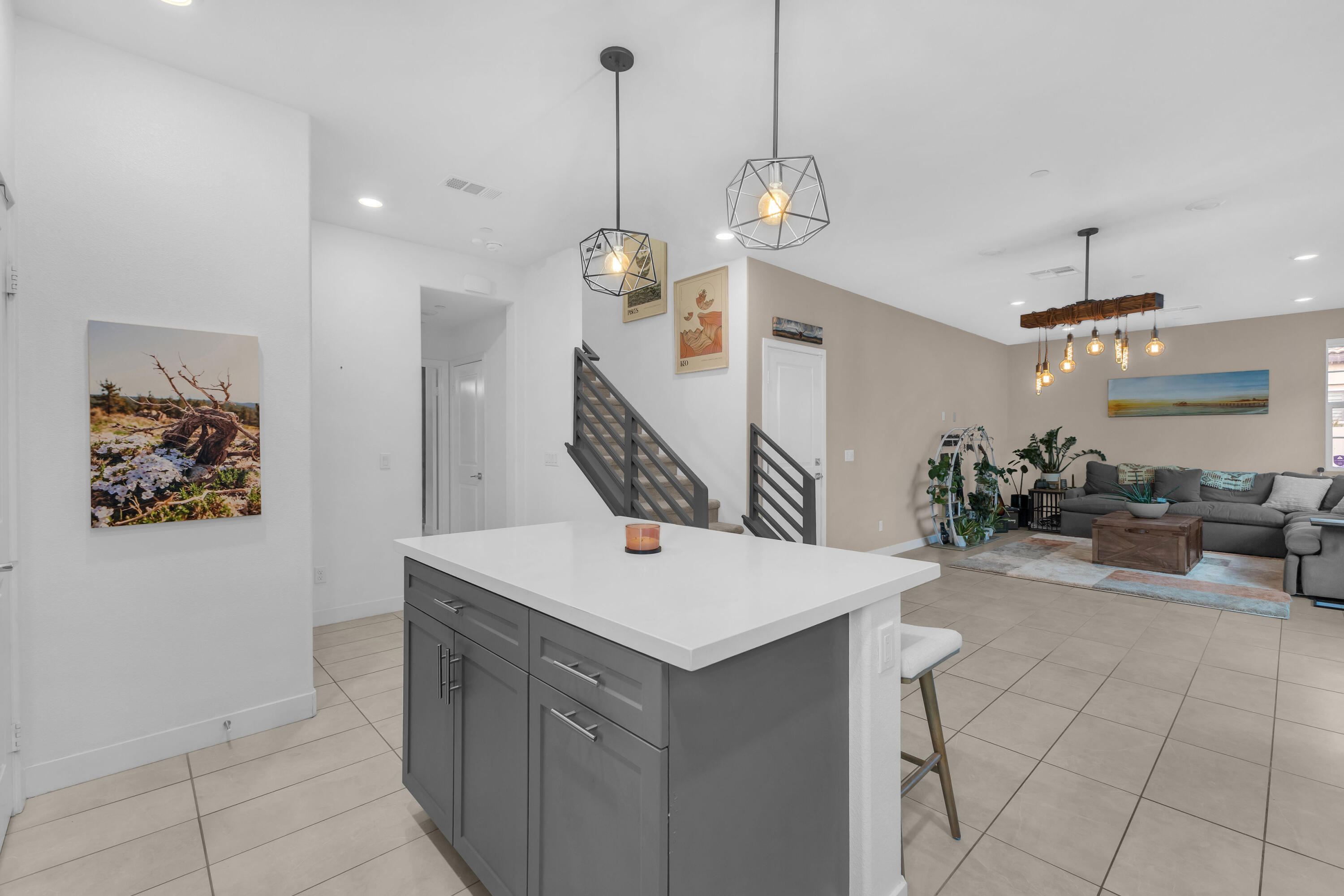 Property Photo: 76284 Yale Way CA 92211