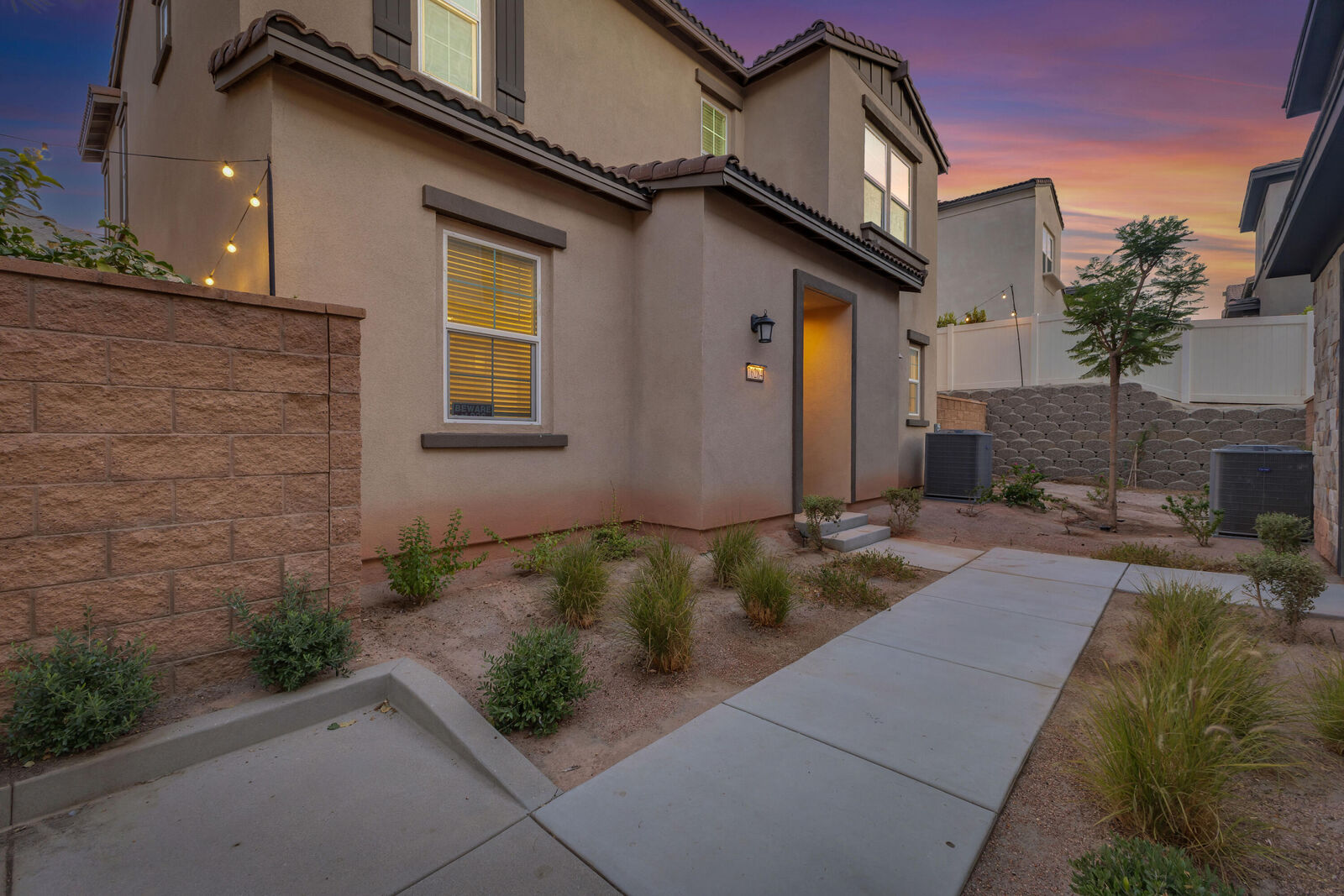 Property Photo:  76284 Yale Way  CA 92211 