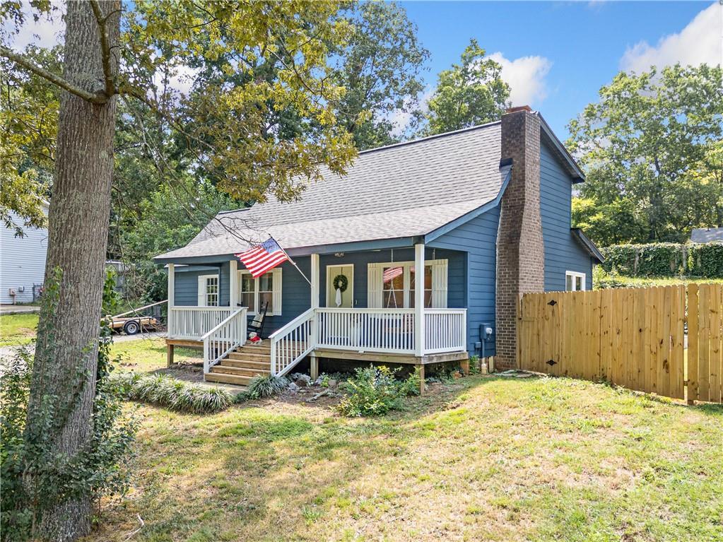 Property Photo:  354 Oakridge Drive SE  GA 30121 
