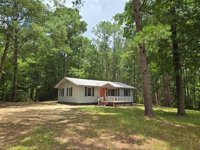 Property Photo: 9268 Hwy 42 MS 39465
