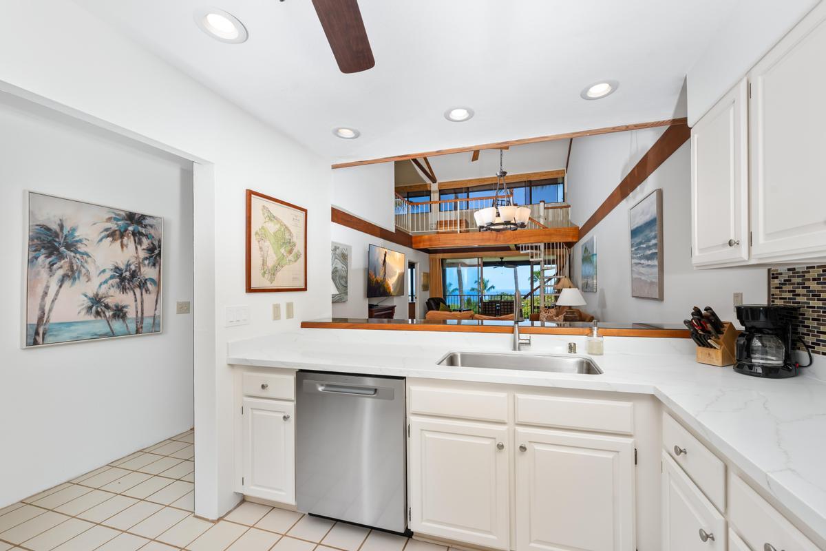Property Photo: 78-6920 Alii Dr 321 HI 96740