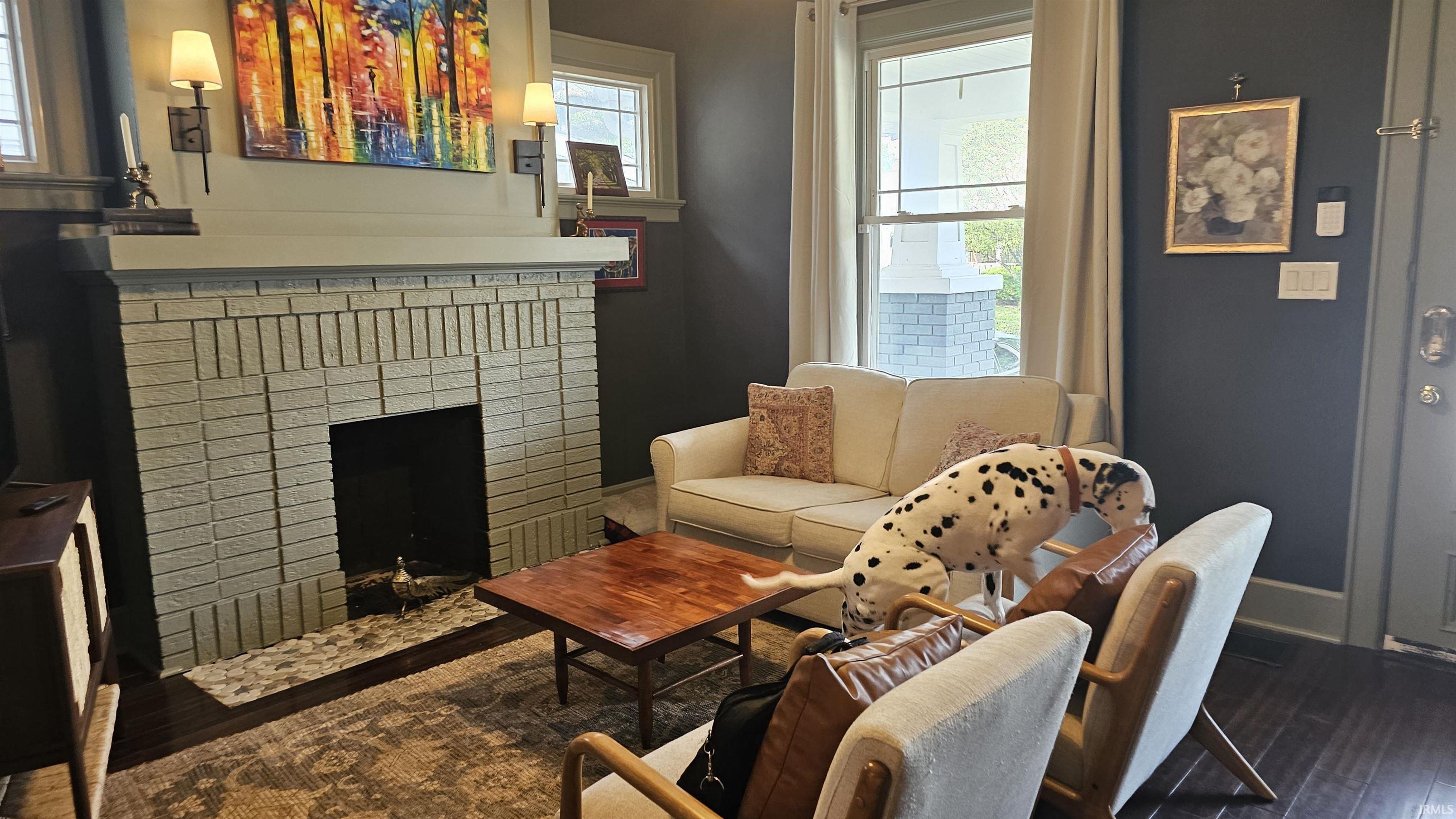 Property Photo:  623 S Runnymeade Avenue  IN 47714-2005 