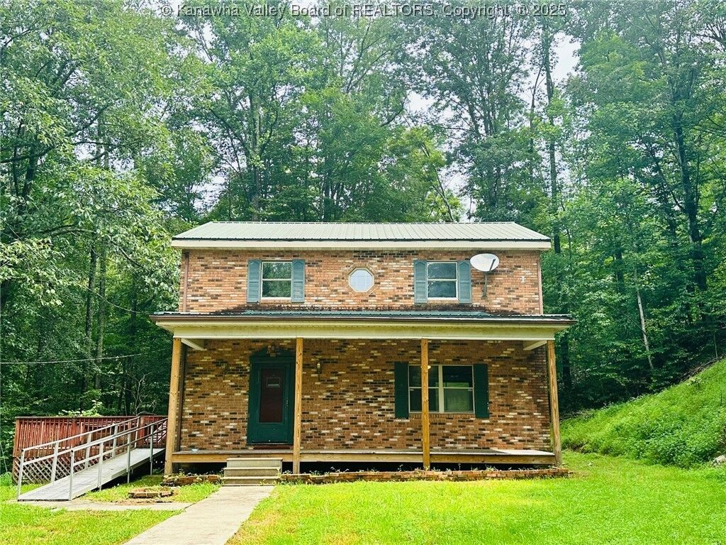 Property Photo: 516 Lacy Hollow Road WV 25311