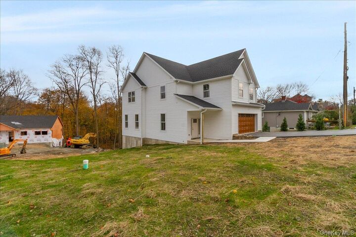 Property Photo:  4 Eastview Court  NY 10509 