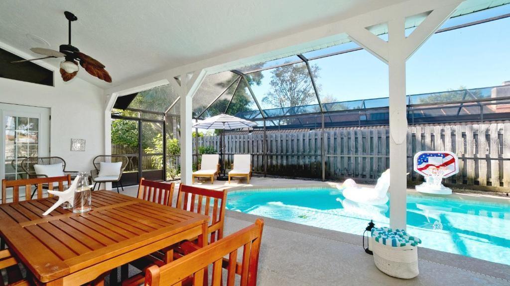 Property Photo:  2208 79th Street W  FL 34209 