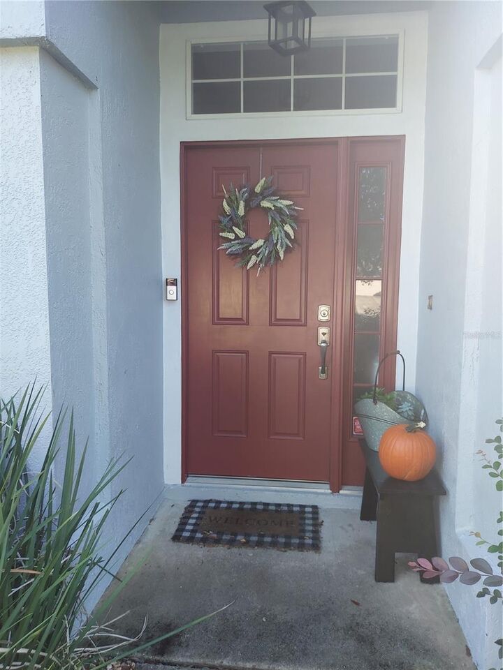 Property Photo:  2236 Lake Pointe Circle  FL 34748 
