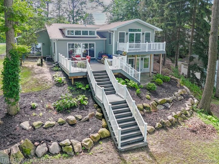 9471 Ridge Road  Goodrich MI 48438 9480 photo