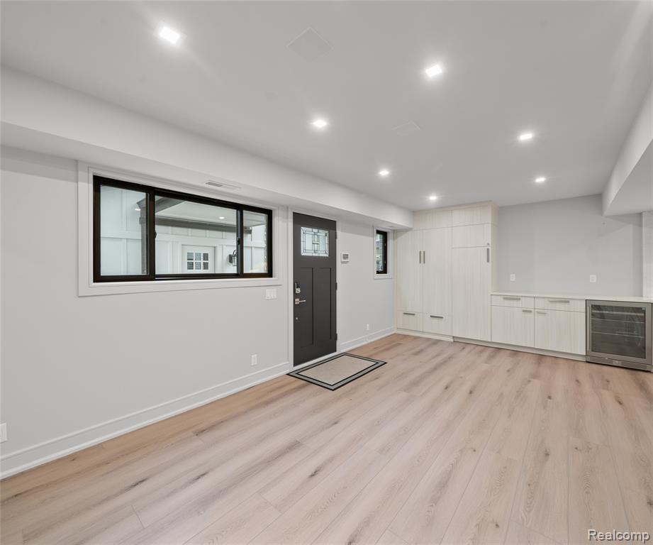 Property Photo: 462 East Street MI 48167