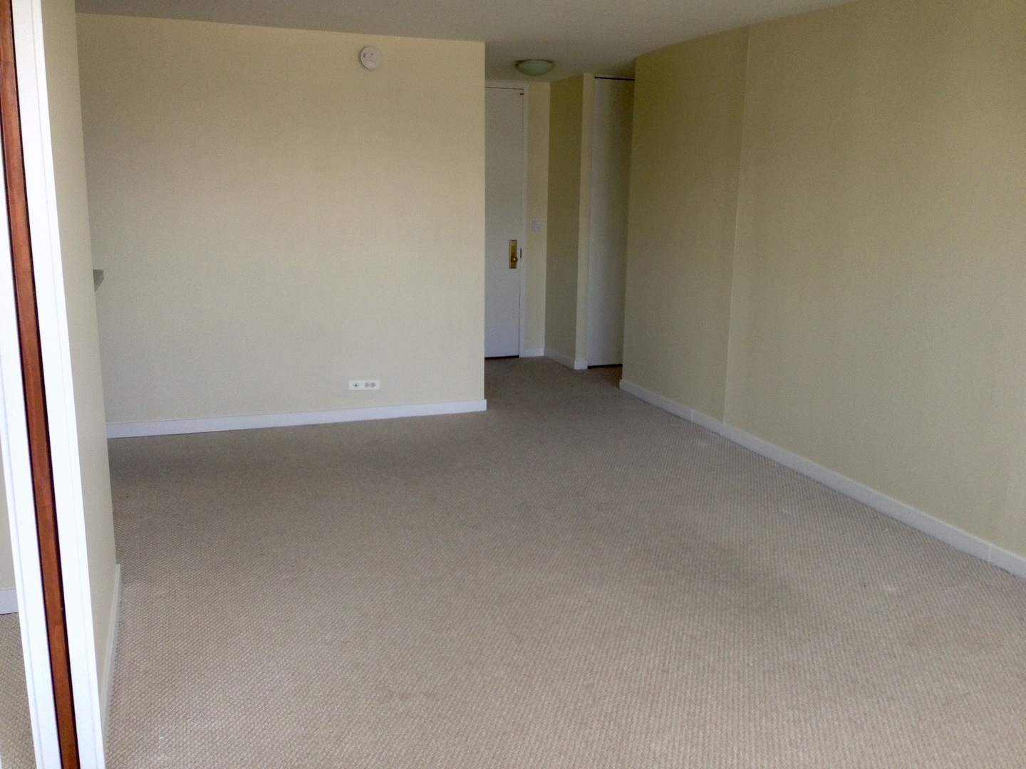 Property Photo: 655 W Irving Park Road 1306 IL 60613