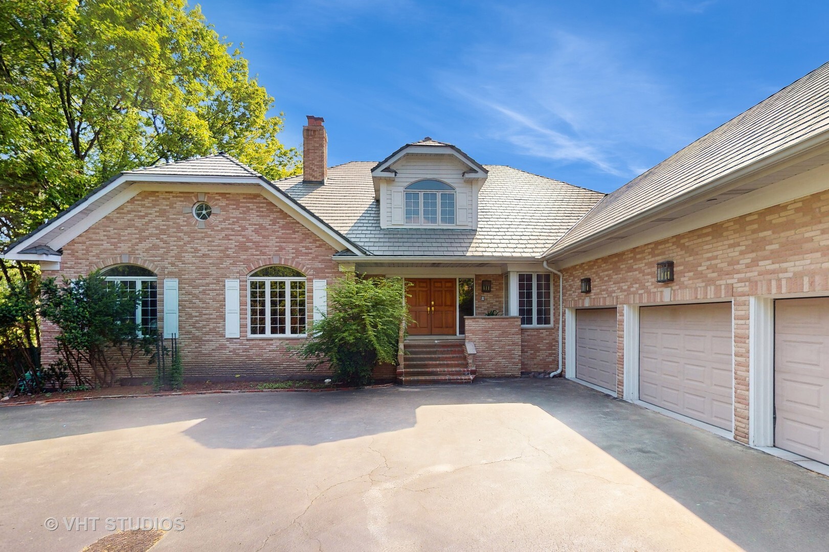 8980 N Enclave Drive  Burr Ridge IL 60527 photo