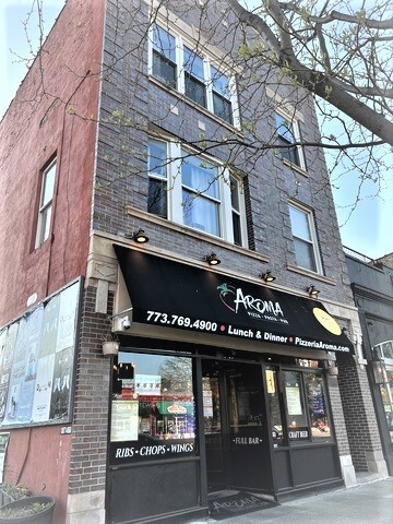 Property Photo: 5350 N Broadway Street 2 IL 60640